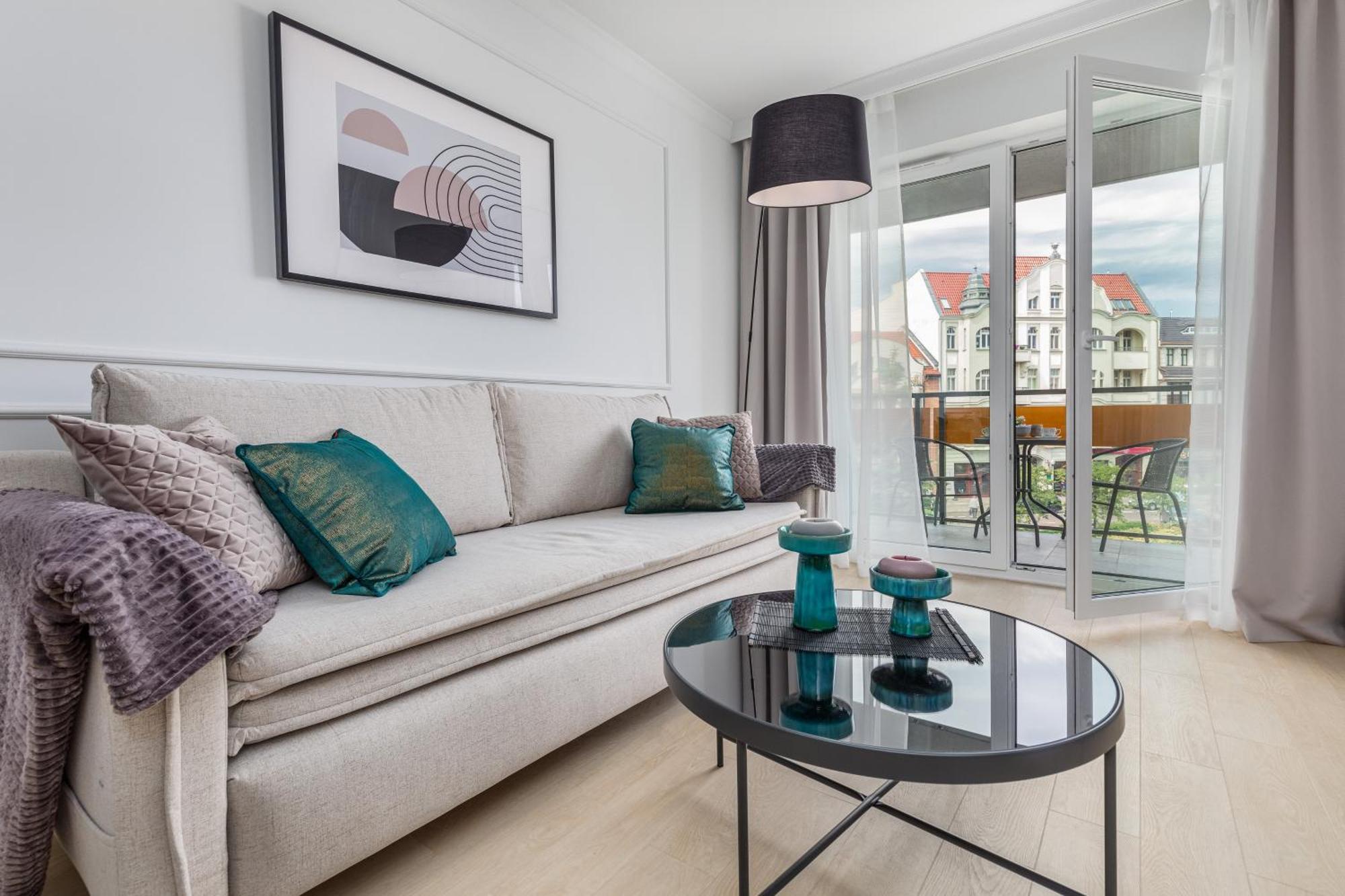 Plac Slowianski Apartments With Balcony Swinoujscie Center By Noclegi Renters Ngoại thất bức ảnh